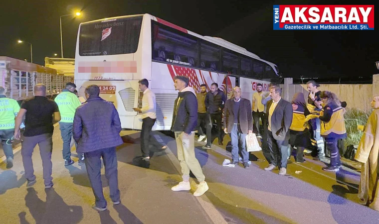 Kontrolden çıkan otobüs bahçe duvarına çarptı: 8 YARALI