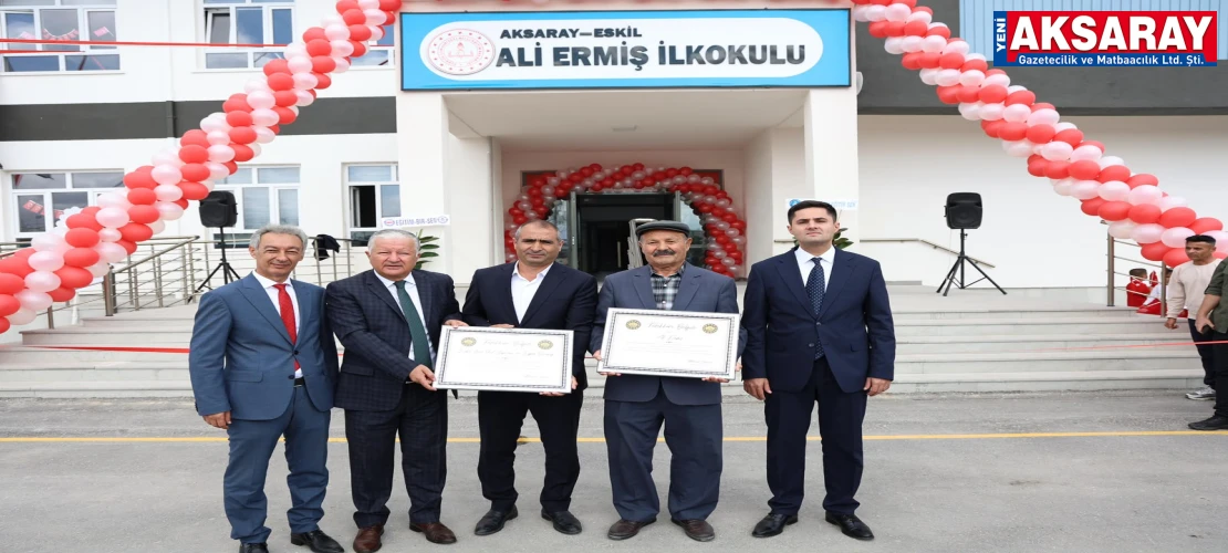 Hayırseverin yaptırdığı okul törenle açıldı
